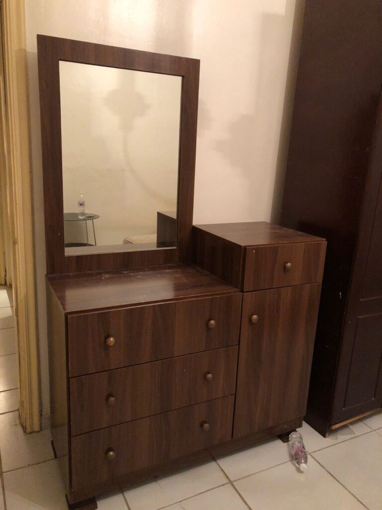 معلم نجار ابواب بجدة