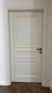 فني نجار في جدة – خبرة مضمونة في تركيب الأبواب وغرف النوم والدواليب بخدمة 5 نجوم