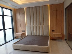 معلم نجار غرف نوم بجدة – تركيب وتفصيل احترافي لغرف النوم