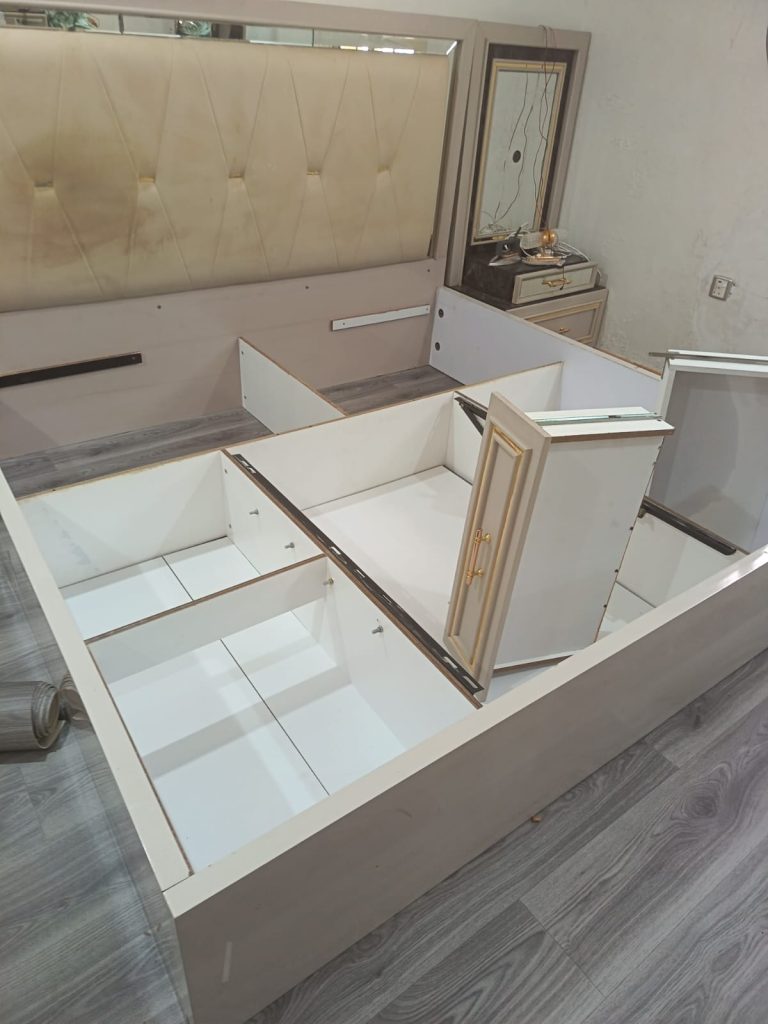 معلم نجار غرف نوم صيانة وتركيب