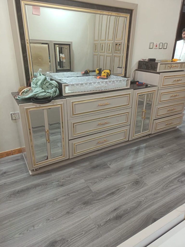 معلم نجار غرف نوم صيانة وتركيب